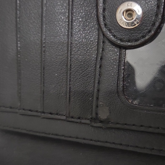 Kate Spade Floral Wallet - Picture 5 of 11